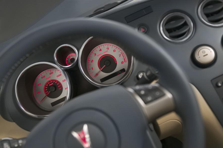  Pontiac Solstice 2006 года  (фото 6 из 126)